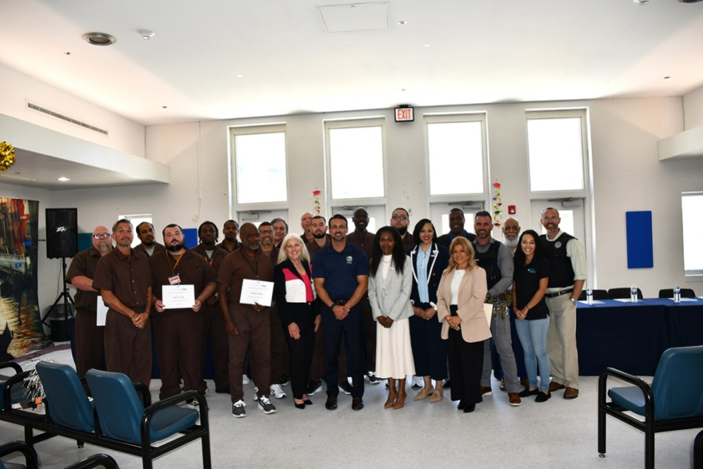 Group photo with FastTrac team and Break Barriers